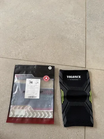 Genouillère taille M, neuve sans étiquette