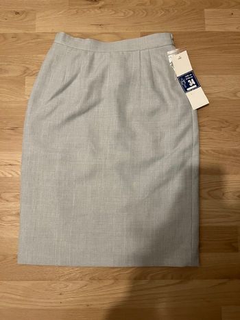 Jupe taille 34 neuve avec étiquette
