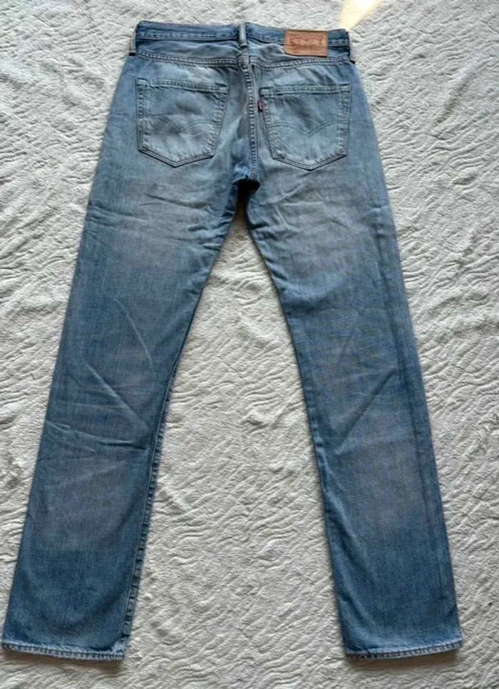 Jean levi’s 501 homme bleu clair effet délavé coupe regular straight droit taille W32 L/42 L34 - photo numéro 12