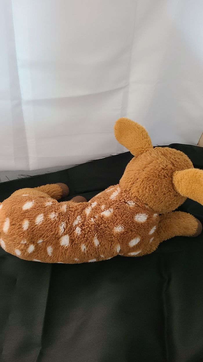 doudou faon Bambi couché nature planet - photo numéro 3