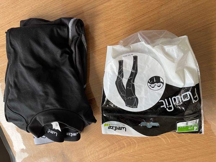 Tenue technique ski t shirt pantalon enfant 4 ans - photo numéro 2