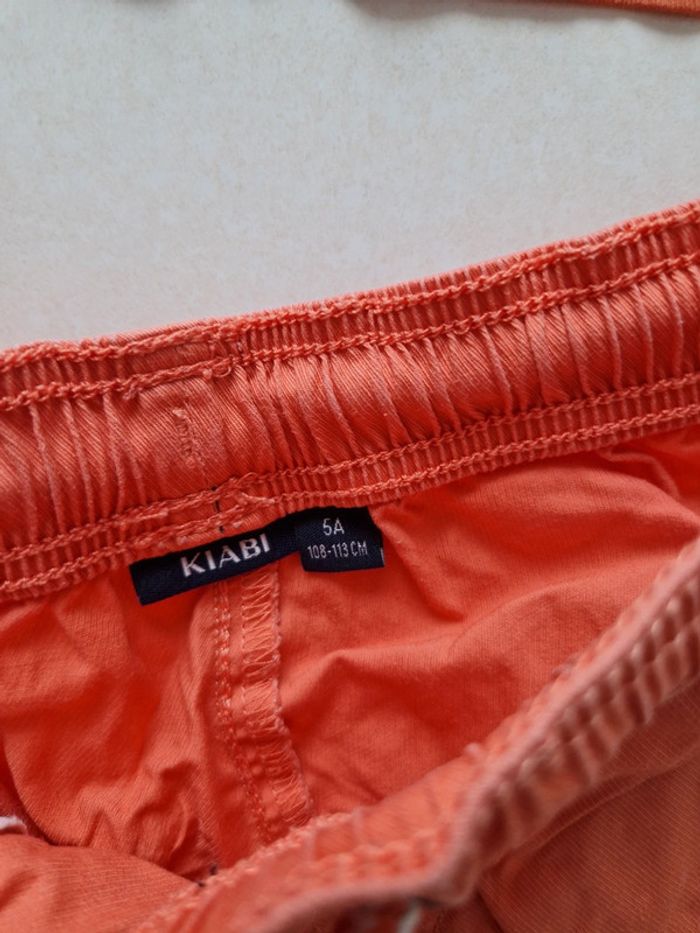 Lot short et 2 tee-shirts en 5 ans - photo numéro 7