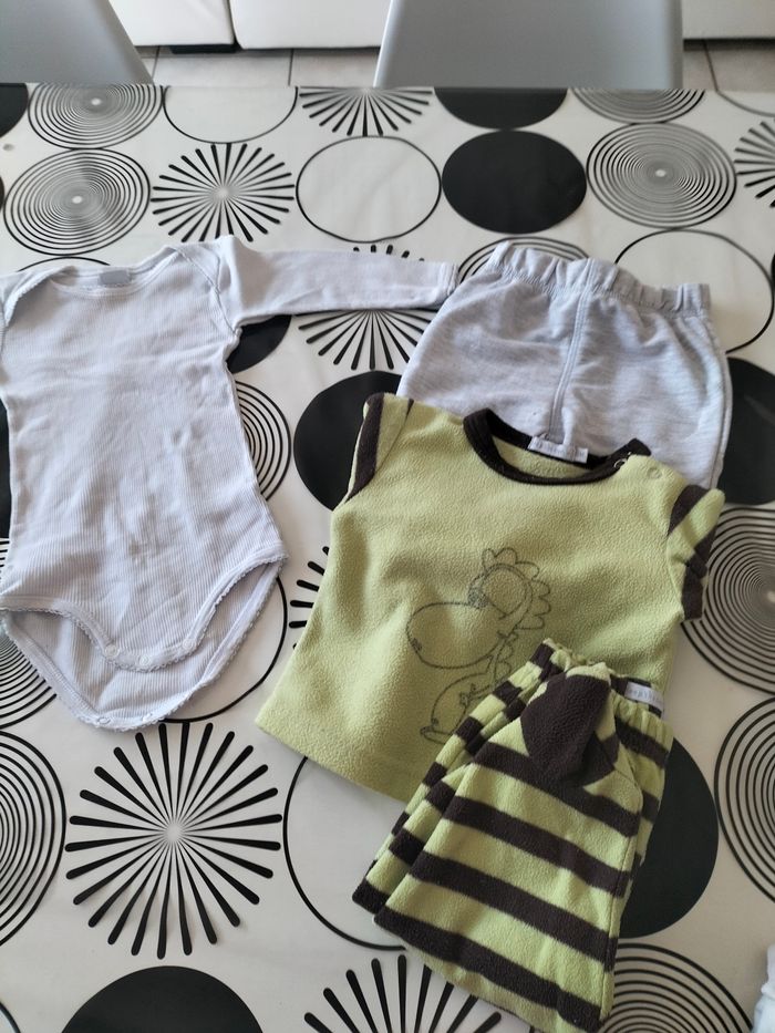 Vêtements 6 mois garçon - photo numéro 7