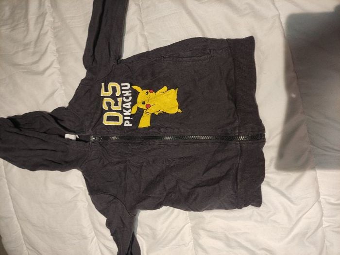 Gilet Pikachu 4 ans