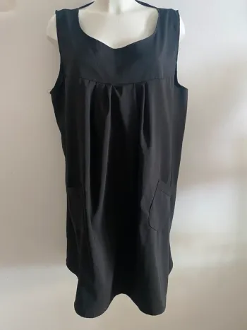 Robe noir taille 54