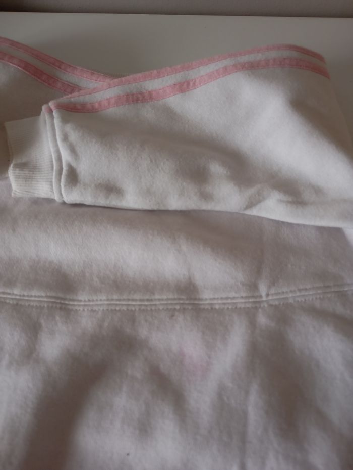 Ensemble survêtement jogging. 2 ans . Adidas. Rose  blanc marron . Coton polyester. Très bon état - photo numéro 7