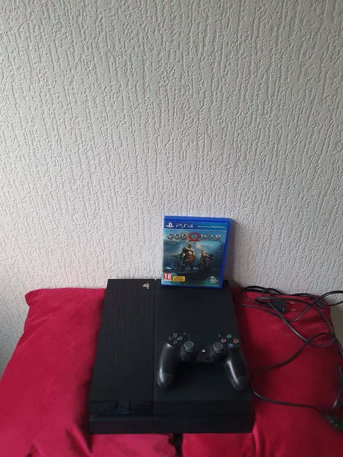 Console Ps4 - photo numéro 2
