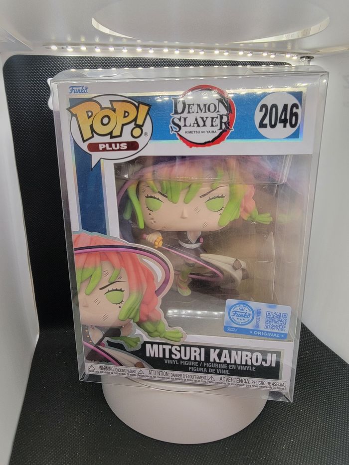 Pop Mitsuri + Protector