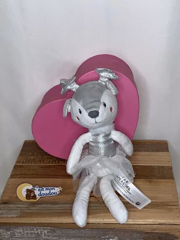 TAO19 doudou cerf 🦌 TApe a  l’œil