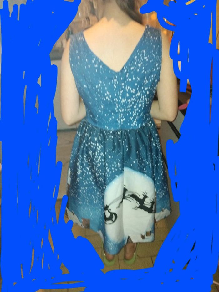 Robe de Noël taille S - photo numéro 3