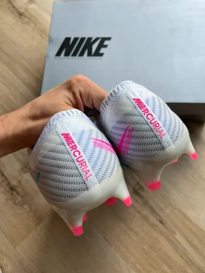 Crampons Nike Zoom Vapor 15 Elite FG 47,5 - photo numéro 3