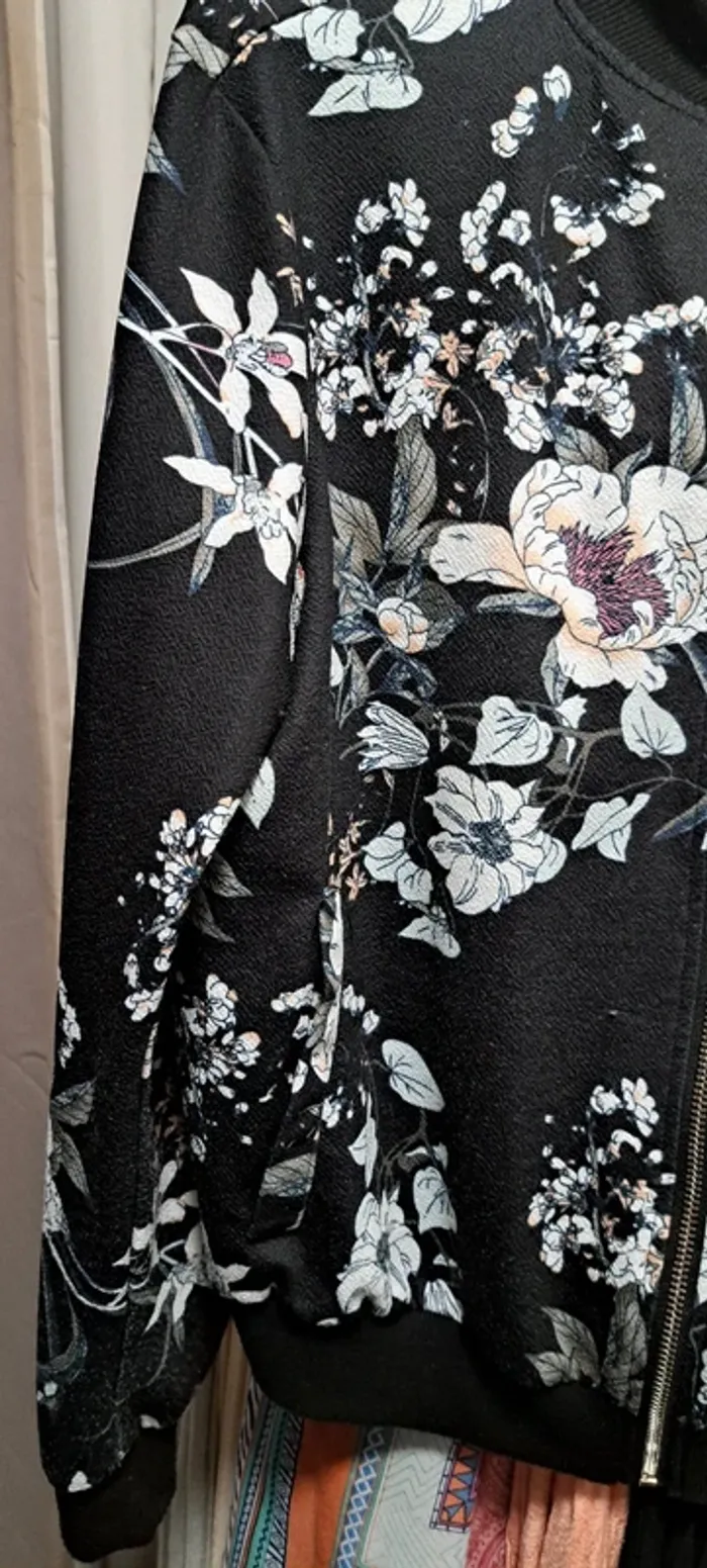 🌸Veste légère fleurie🌸 - photo numéro 2