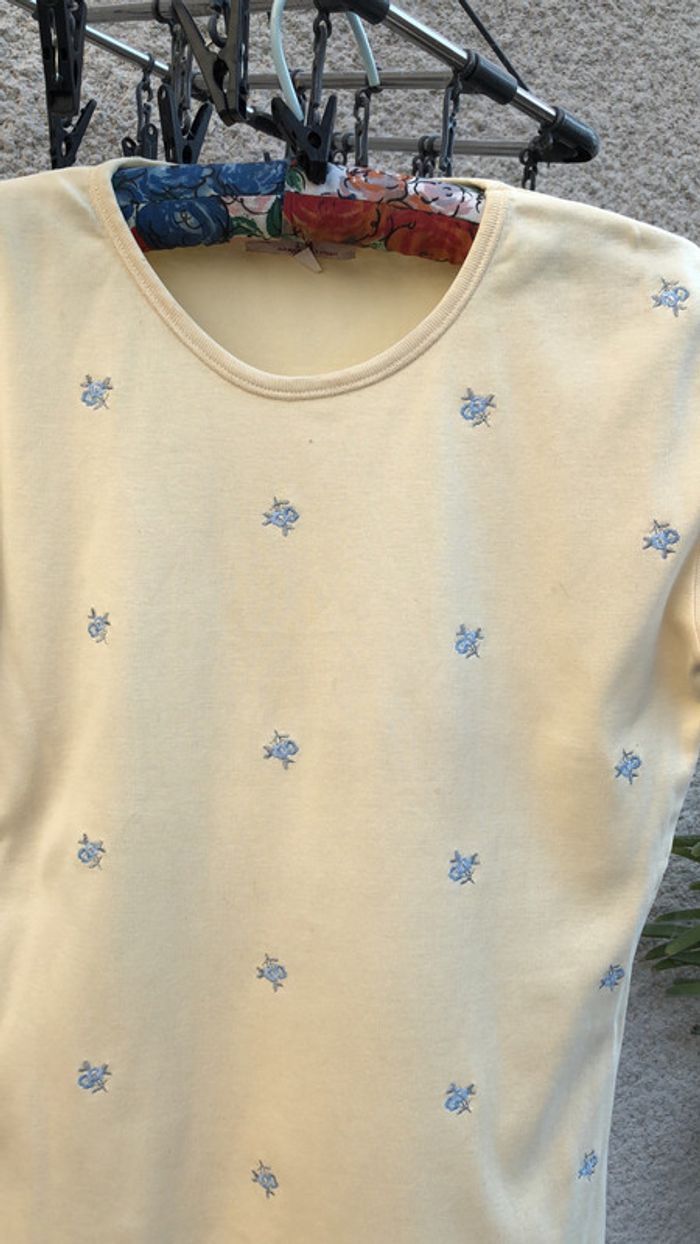 Tee-shirt femme taille 2 - photo numéro 2