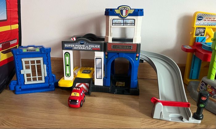 Garage de police VTECH