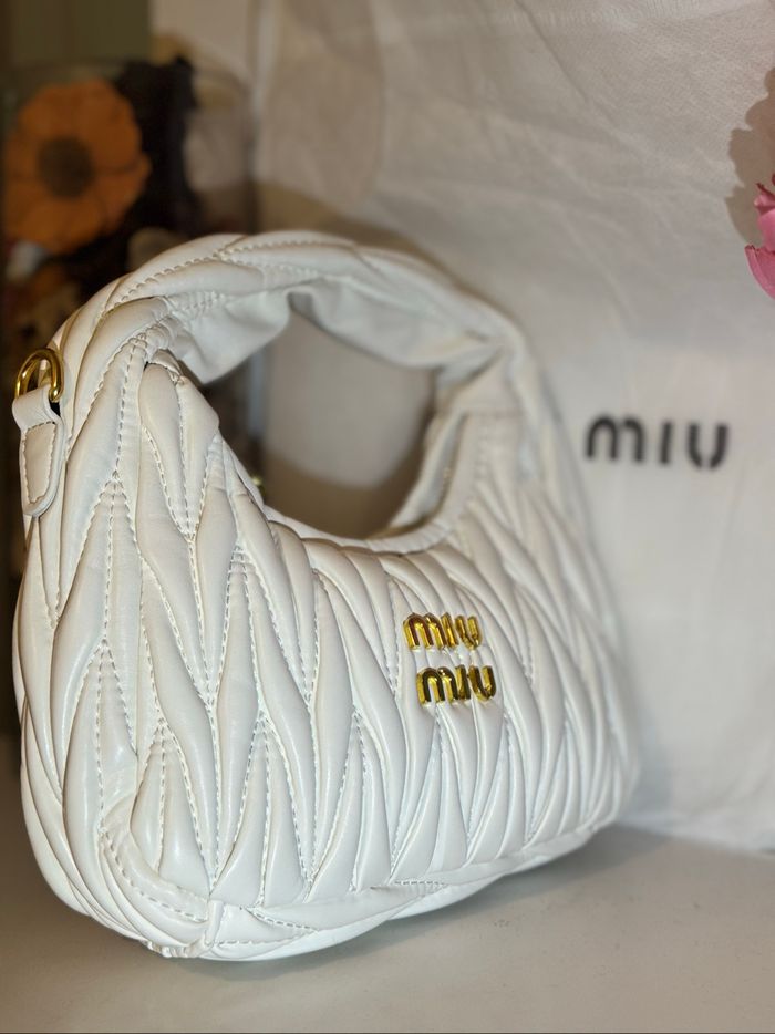 Sac Miu Miu matelassé blanc - photo numéro 6