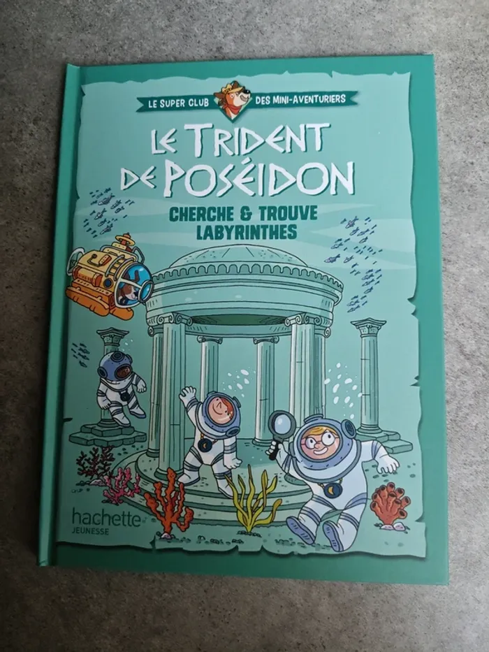 Le trident de Poséidon cherche et trouve labyrinthes
