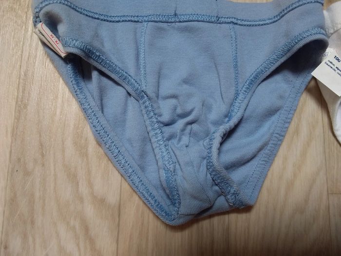 Lot de 2 slips neufs - photo numéro 4