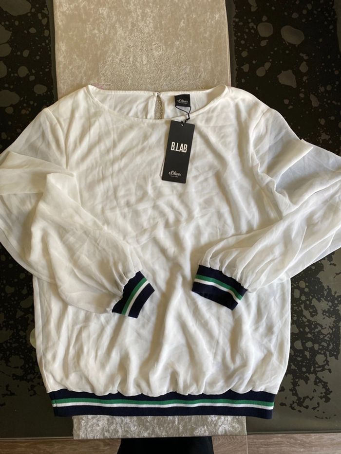 Haut femme taille 38 neuf