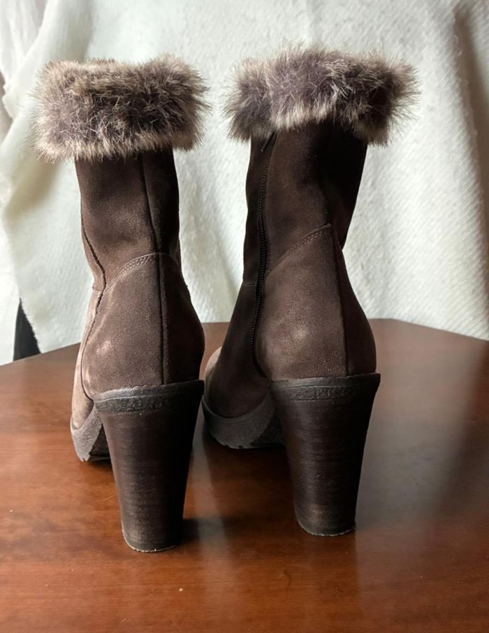 Bottines marron Eram avec fausse fourrure, talon de 10 cm,pointure 40 - photo numéro 4