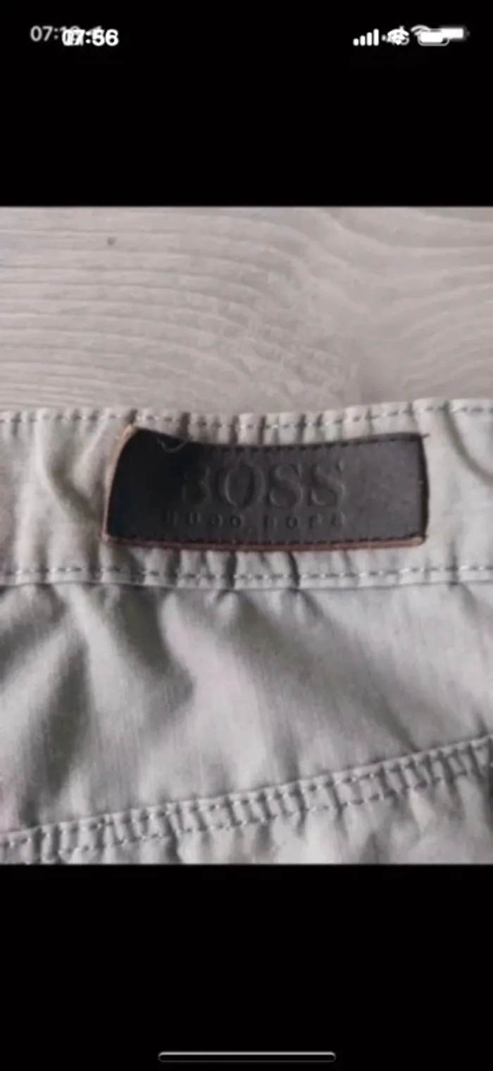 Pantalon Hugo Boss taille 40 - photo numéro 9