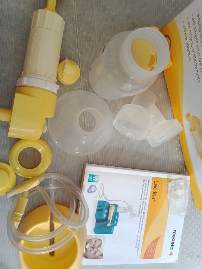 Lactaset medela single Pump set

Adaptable sur un tire lait - photo numéro 2