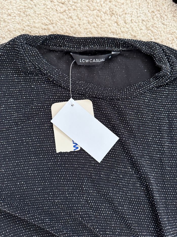 Robe noir  à paillette - photo numéro 4