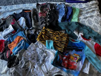 Lot de vêtements