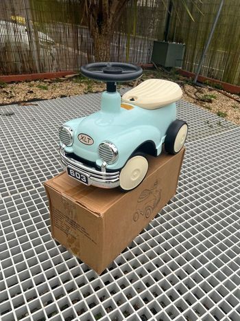 Voiture porteur enfant de  2 à  7 ans