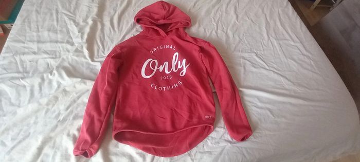 Pull à capuche