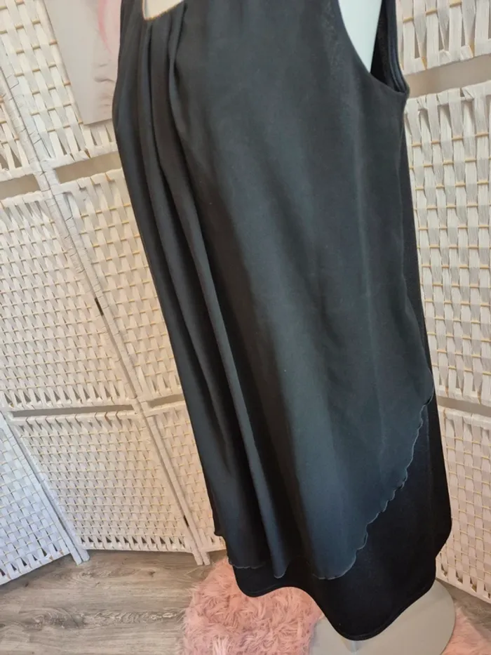 💕Jolie robe noire femme T44 la halle 💕 - photo numéro 10