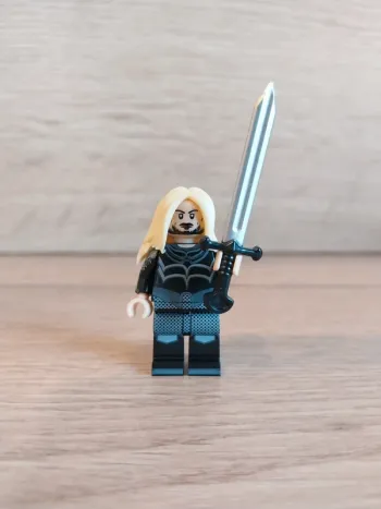 Figurine type lego Sauron seigneur des anneaux