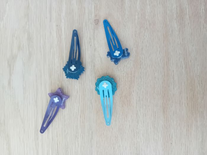 Lot 4 barrettes Disney La Reine des Neiges - Neuf - photo numéro 2