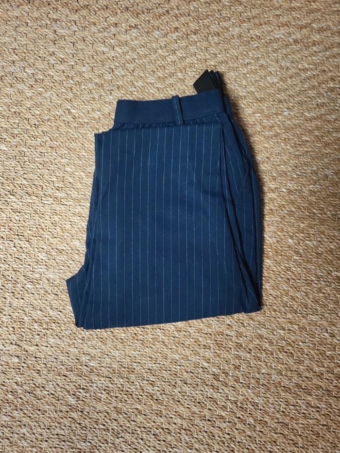 Pantalon habillé uniqlo - photo numéro 2