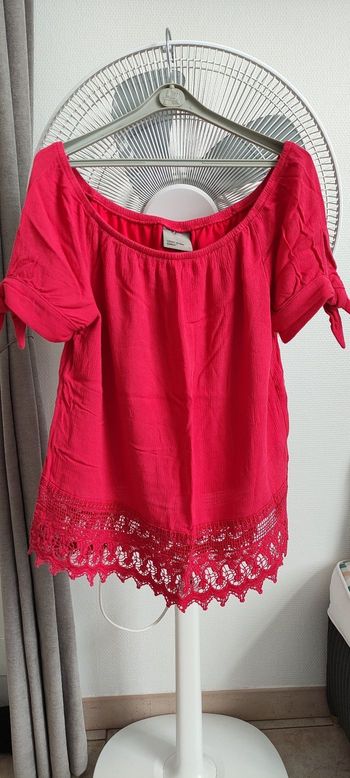 T shirt rouge orangé Véro Moda taille S 36 - 38