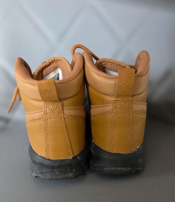 Chaussure montante T.33 - photo numéro 4