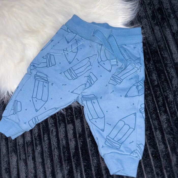 Pantalon bébé garçon taille 6 mois - photo numéro 2