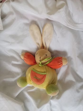 doudou peluche lapin Takinou jaune orange beige vintage 