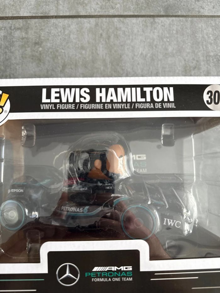 Figurine Funko Pop Rides Lewis Hamilton 308 AMG Petronas F1 - photo numéro 2