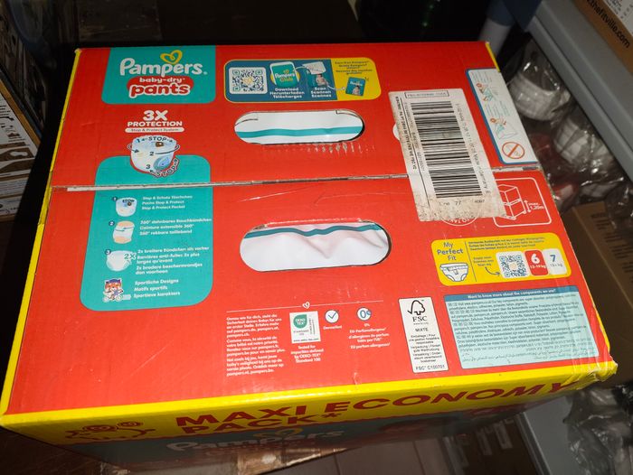 Pampers Baby-Dry Pants T6 – 74 couches culottes – Maxi Economy Pack - photo numéro 2