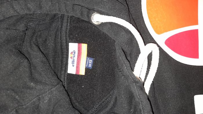 SWEAT SHIRT NOIR A CAPUCHE "ELLESSE" - TAILLE XS - n°01 - photo numéro 3