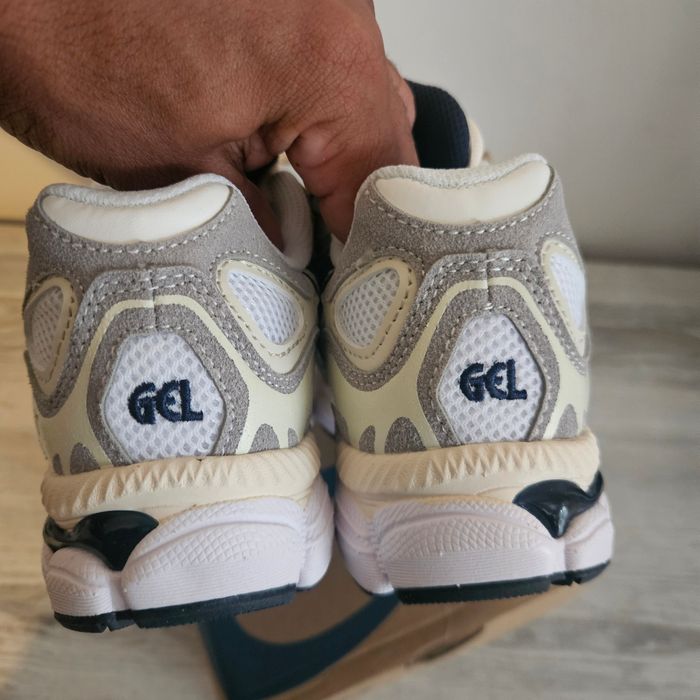 Asics - photo numéro 3