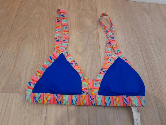 haut de maillot de bains taille 34