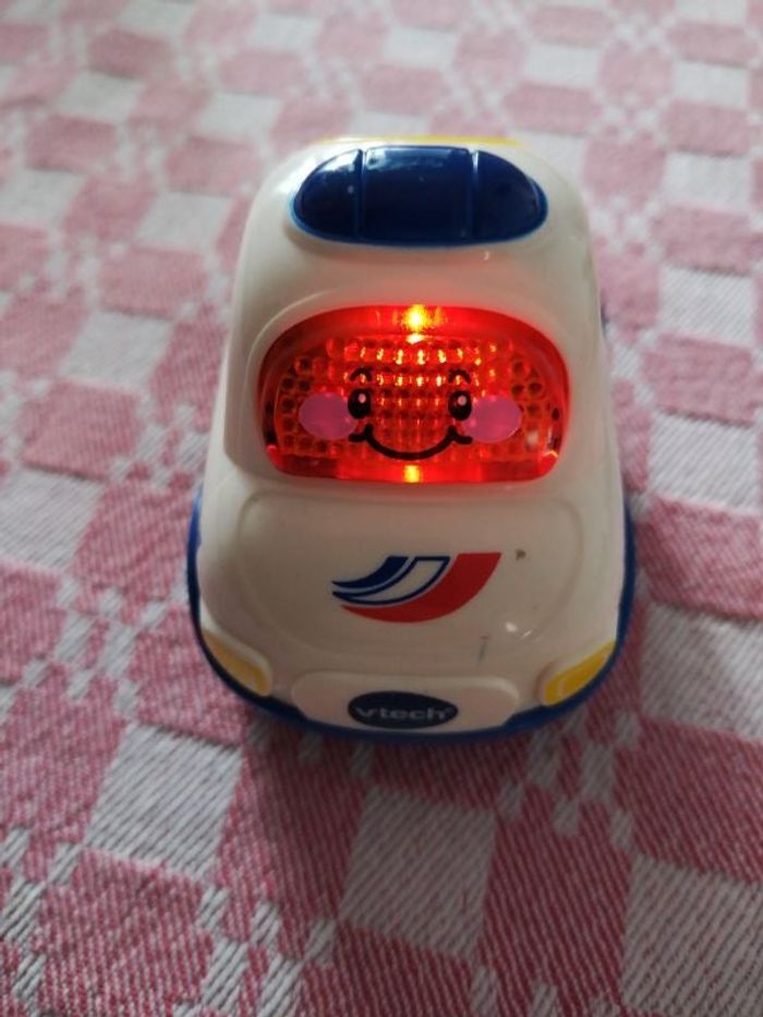 Tut tut bolide