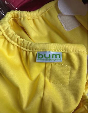 Lot NEUF Bum – 10 Couches lavables + 17 inserts