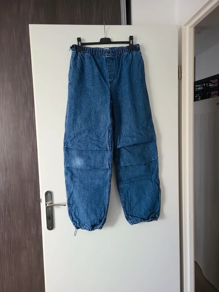 Jean parachute