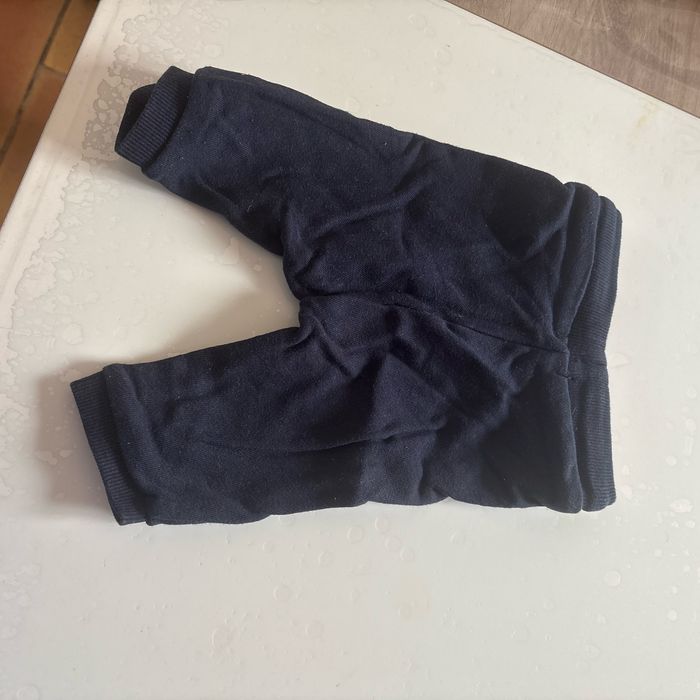 Jogging taille 3 mois (56/62 cm) - photo numéro 2