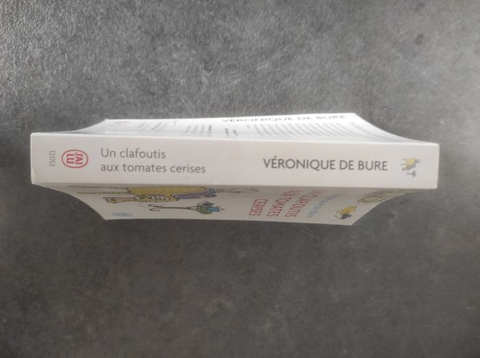 Un clafoutis aux tomates cerises Véronique de Bure J'ai Lu 2018 - photo numéro 2