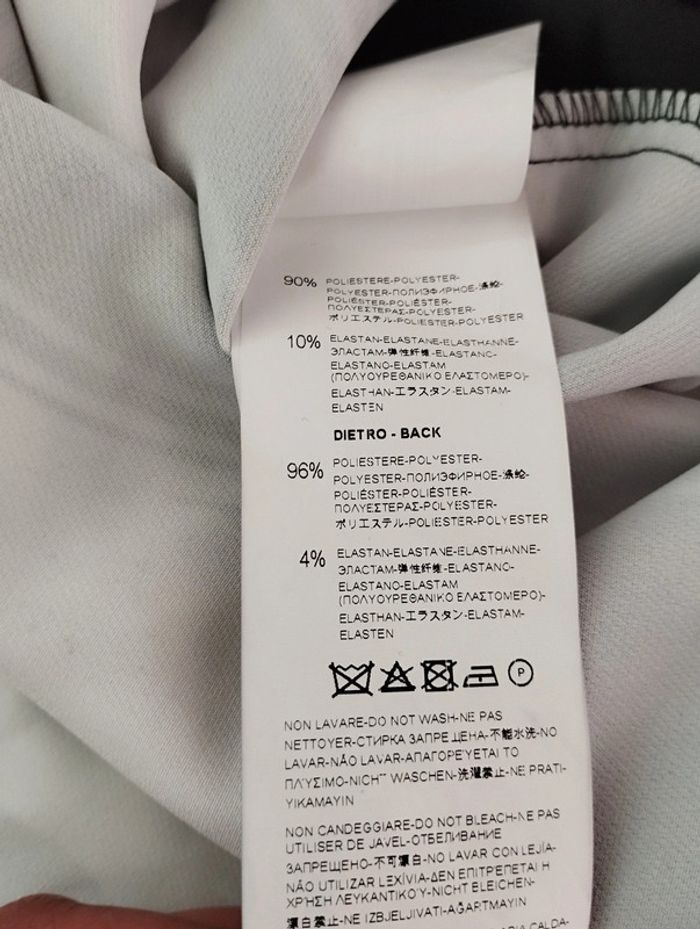 Robe chic fendue à l'arrière Rinascimento XS - photo numéro 13