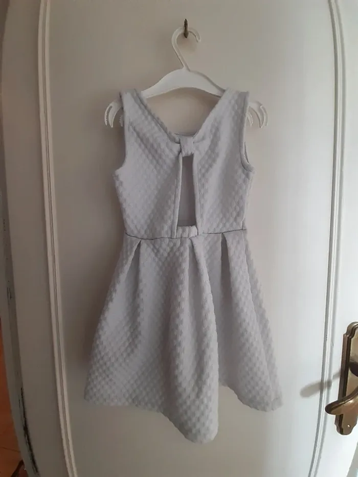 Robe patineuse blanche - photo numéro 2
