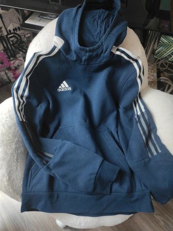 Sweat adidas